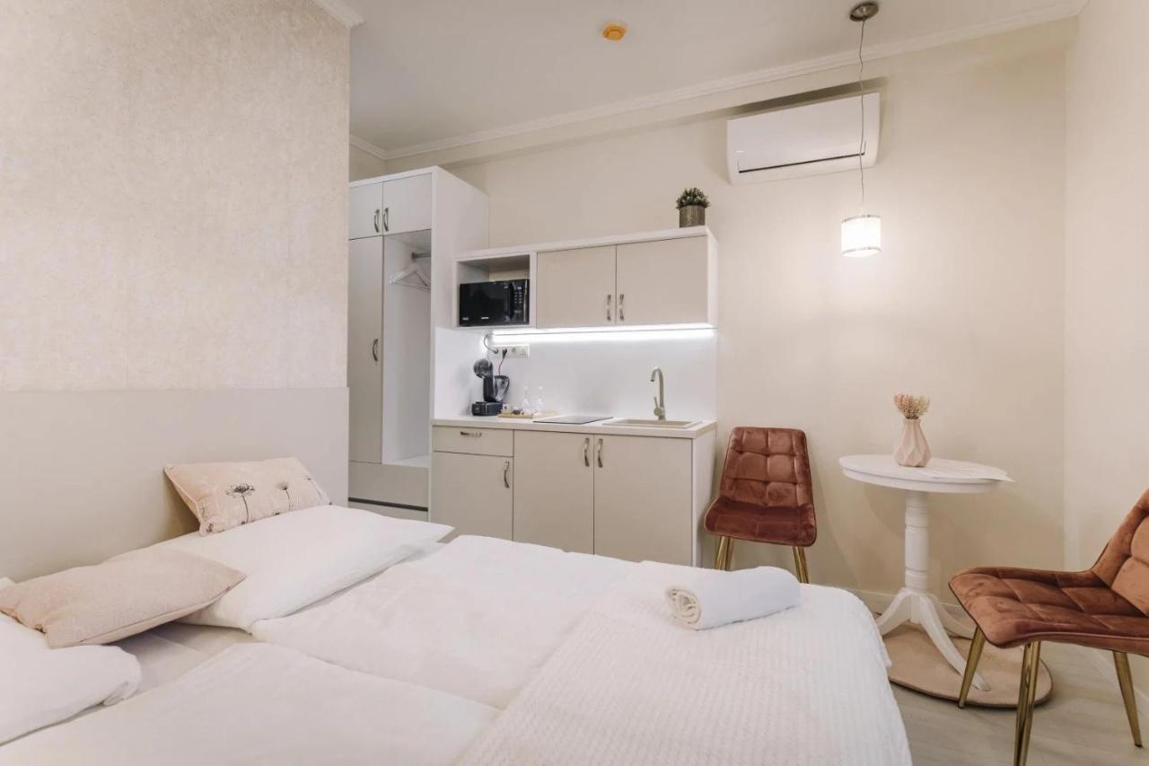 Apartmanhaz Soho 기오르 외부 사진